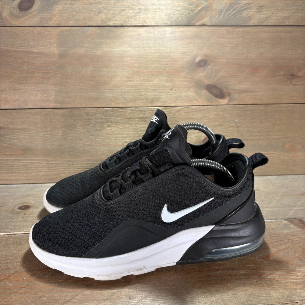 Nike Air Max Motion 2 Womens size 8 shoes Black Lace Up Mesh Cushioned sneakers